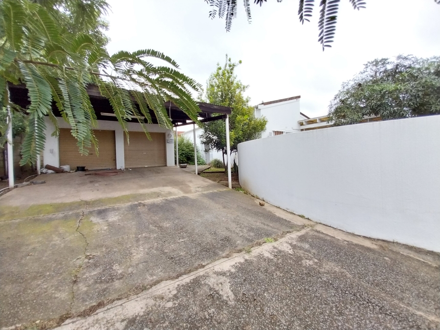 To Let 6 Bedroom Property for Rent in Fort Gale Eastern Cape